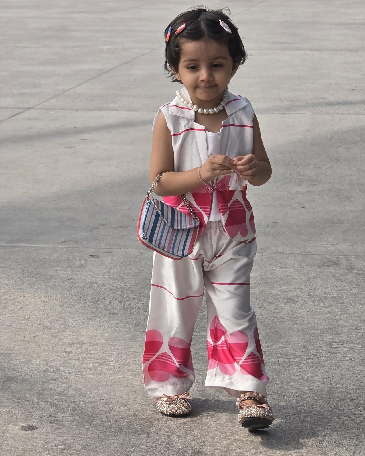  Why More Moms Are Choosing Custom-Made Baby Dresses in India? 