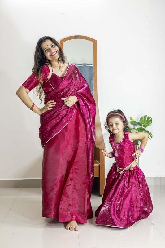 Best Diwali Outfits for Mom and Daughter