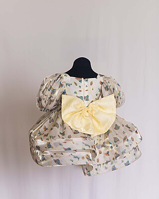 Enchanted Garden Flutter Enchanted Garden Flutter