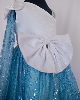 Aqua Shimmer Ruffle Aqua Shimmer Ruffle