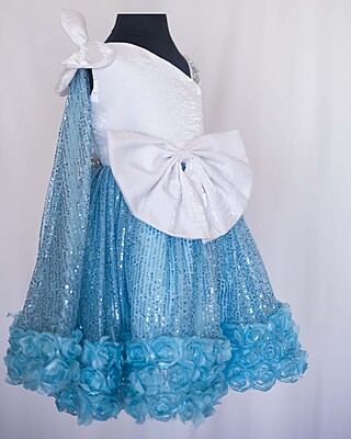 Aqua Shimmer Ruffle Aqua Shimmer Ruffle
