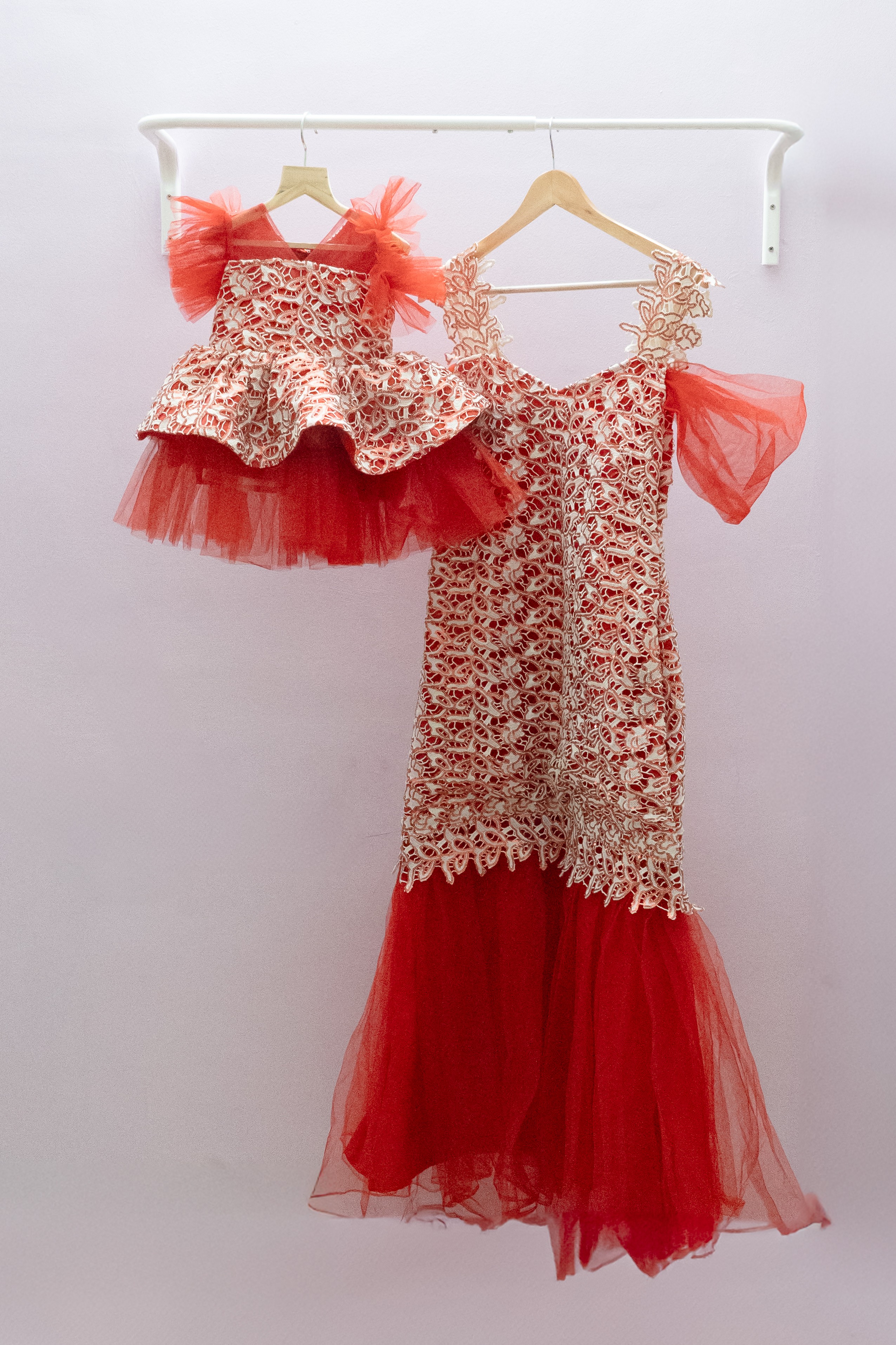 Royal Elegance Mother-Daughter Dress Set with Lace Royal Elegance Mother-Daughter Dress Set with Lace