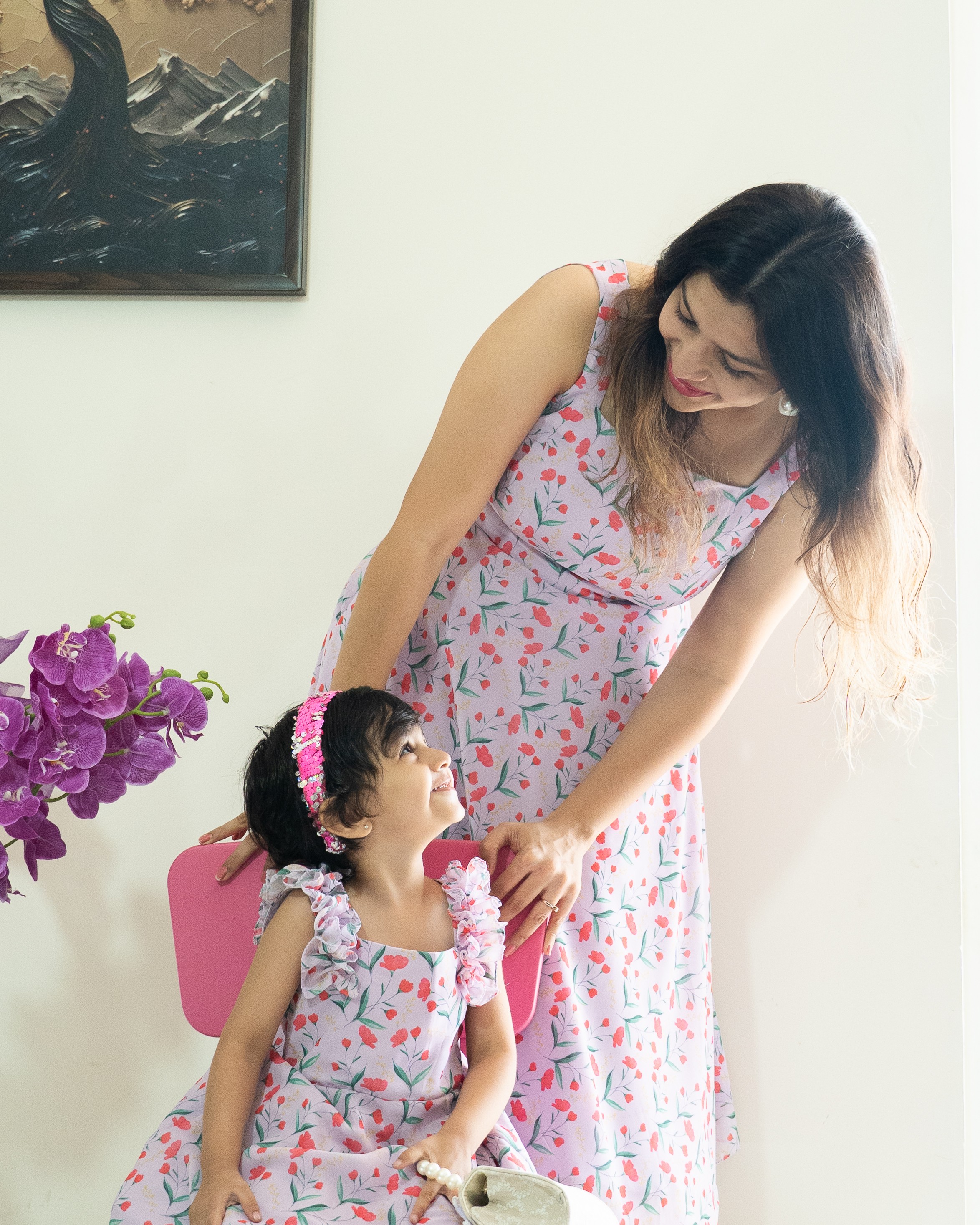 Lilac Blossom Mother-Daughter Dress Set with Charming Bow Accent Lilac Blossom Mother-Daughter Dress Set with Charming Bow Accent