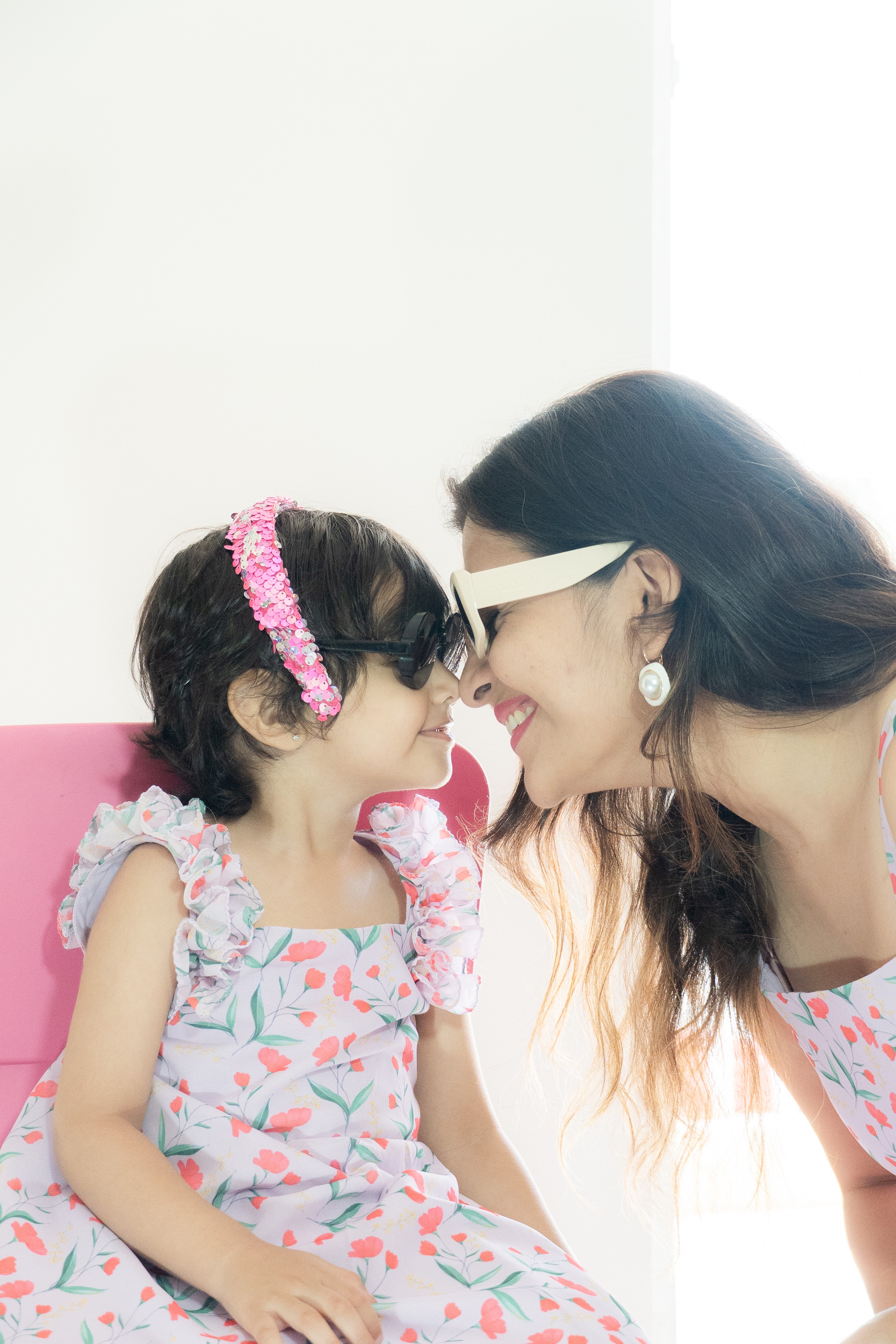 Lilac Blossom Mother-Daughter Dress Set with Charming Bow Accent Lilac Blossom Mother-Daughter Dress Set with Charming Bow Accent
