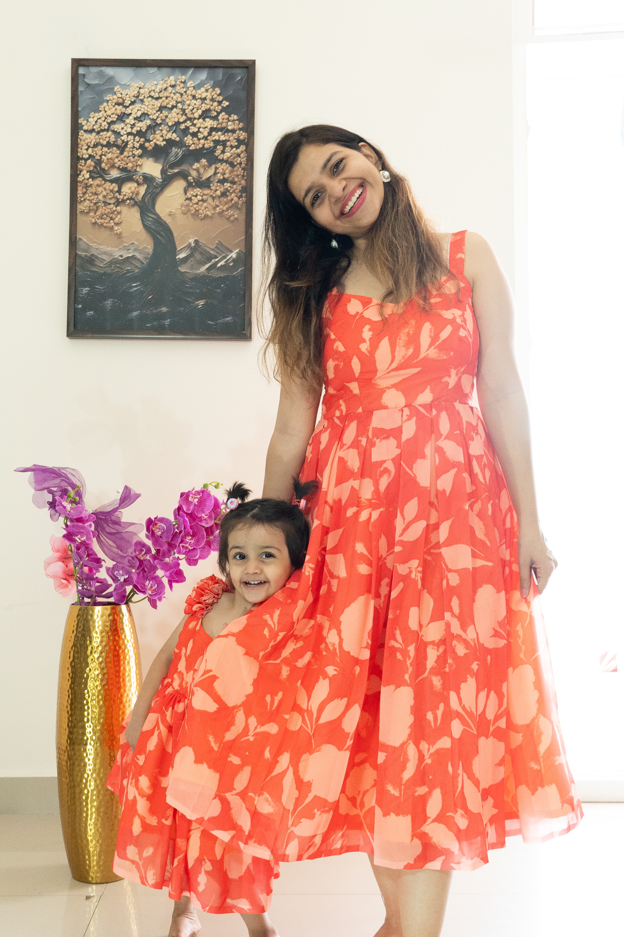 Sunlit Bloom Mother-Daughter Dress Set with Elegant Floral Charm Sunlit Bloom Mother-Daughter Dress Set with Elegant Floral Charm